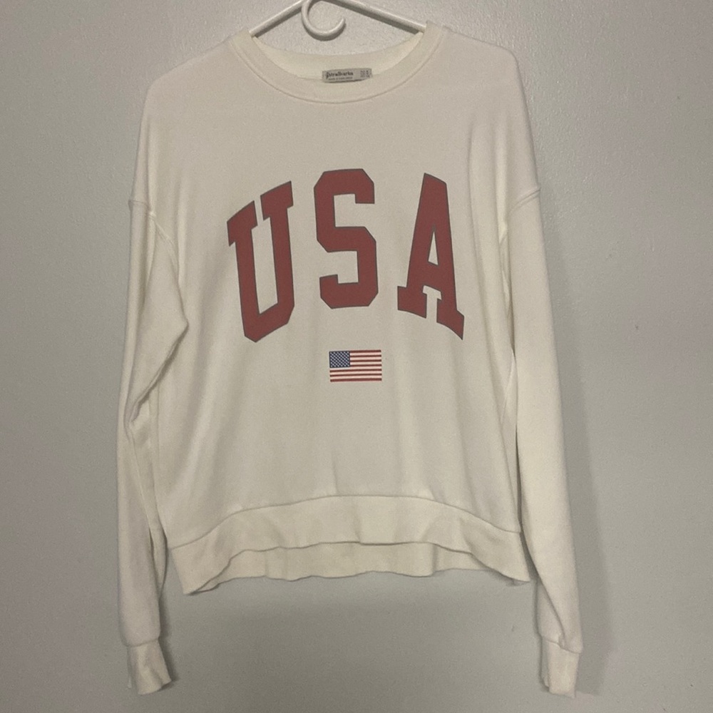 USA sweater from a store in Europe